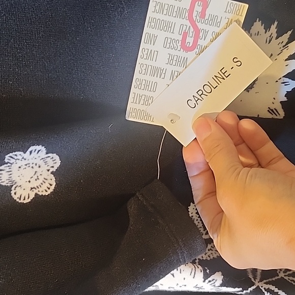 Brand New Cardigan - Picture 4 of 4